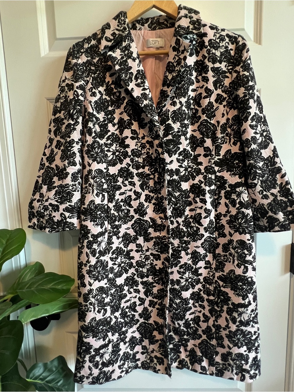 ANN TAYLOR LOFT Brocade Jacquard Retro Style Coat